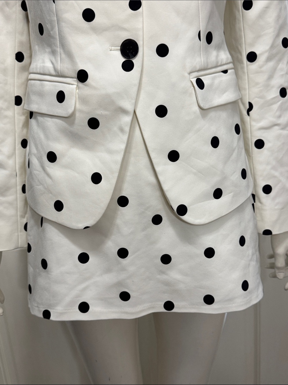 Express Editor White Polka Dot Blazer Skirt Set Stretch
Cotton 2-Piece Suit A4 - Picture 6 of 16